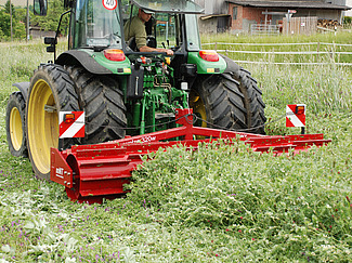Messerwalze im Einsatz