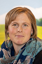 Sylvia Hofer.