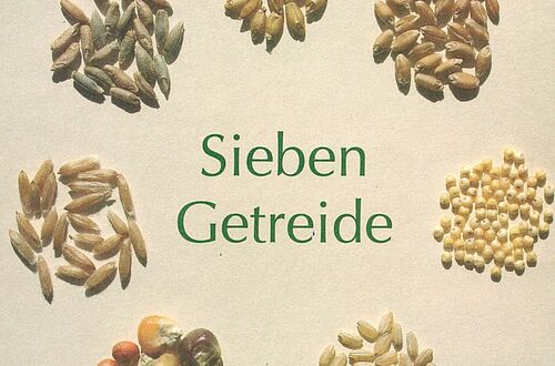 Sieben Häufchen verschiedener Getreidekörner rund um den Titel angeordnet