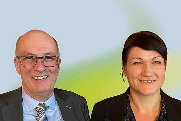 Ein Mann und eine Frau.