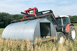 Traktor mit isolierter Hütte aus verzinktem Stahl