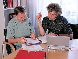 Biobauer und Berater im Gespräch