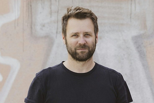 Portrait von Alain Wirth.