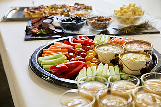 Verschiedene Apéroplatten.